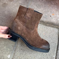 PAVEMENT - STØVLE - JENNY SUEDE 24199 - BROWN SUEDE