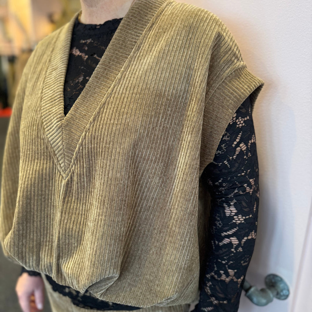 MARTA DU CHATEAU - VEST - ISLA 55080 - CAMEL