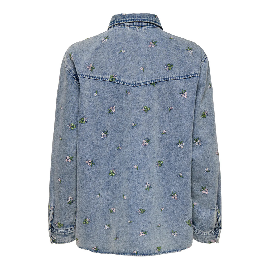 ONLY - DENIM SKJORTE - VERA 15351977 - LIGHT BLUE DENIM/FLOWER EMBROIDERY