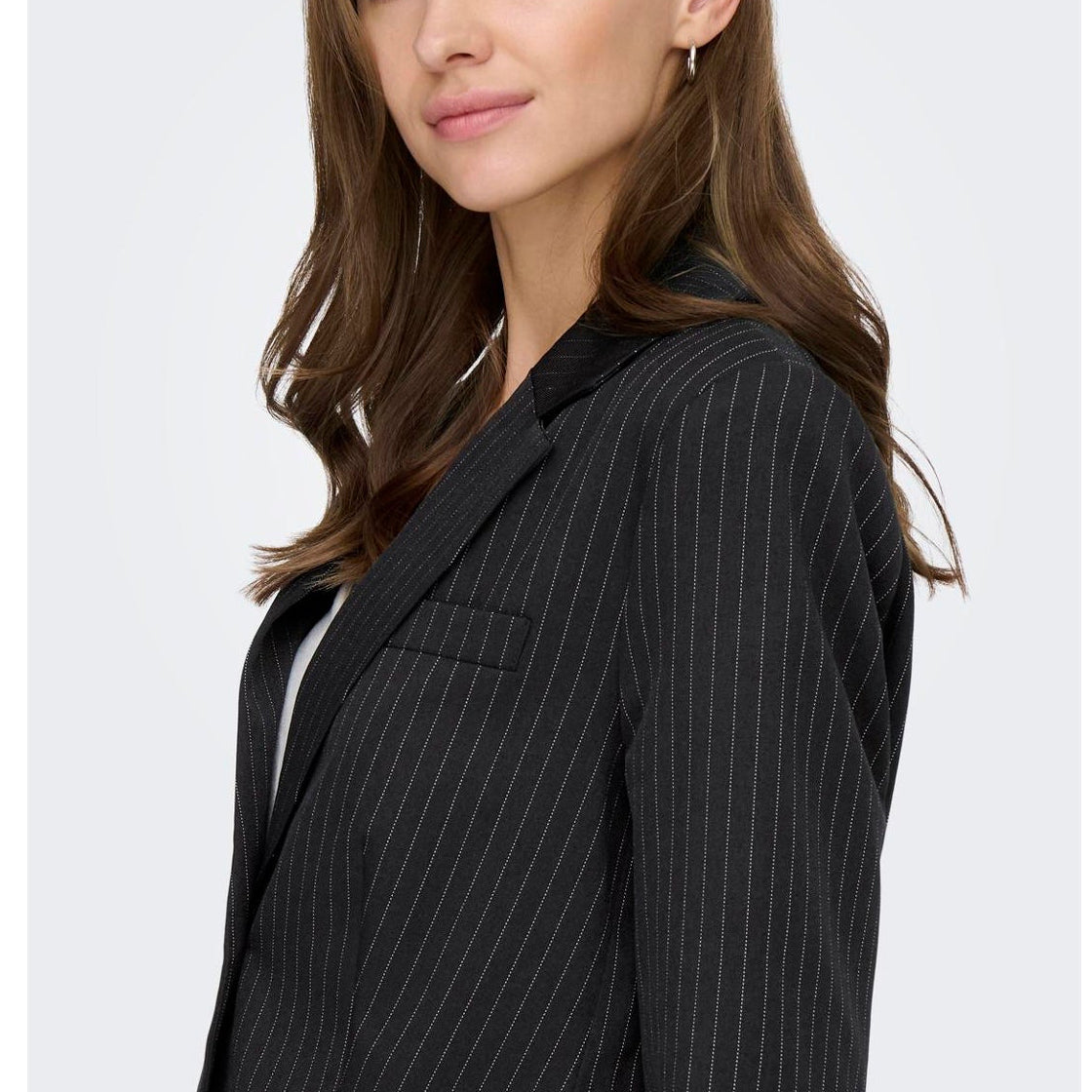 ONLY - BLAZER - REINA 15311367 - BLACK/CLOUD DANCER PINSTRIPES