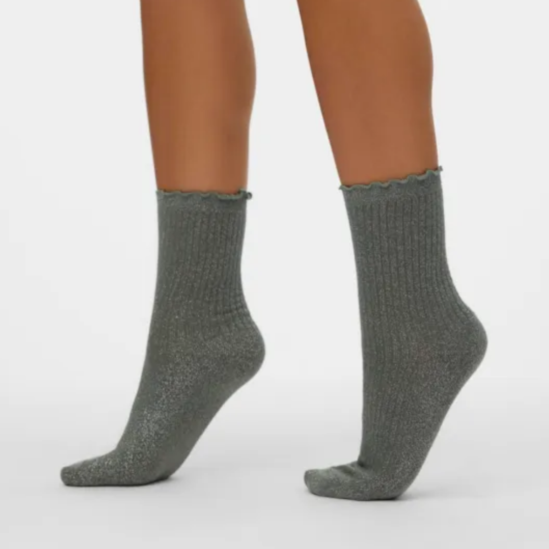 VERO MODA - STRØMPE - MAGIC 10261751 - BALSAM GREEN