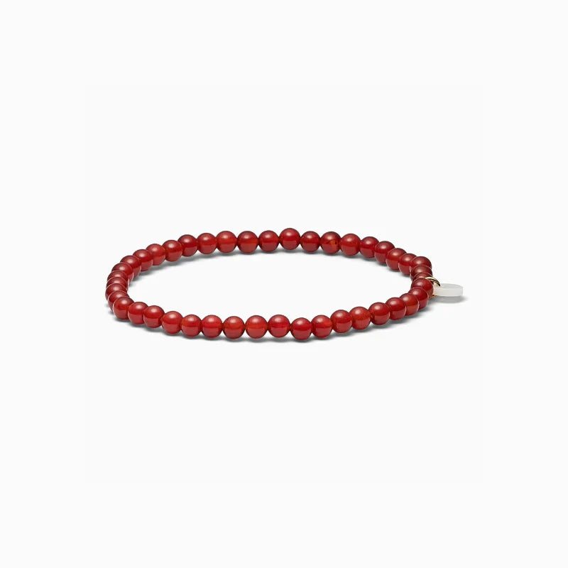SOÏ - KRYSTAL ARMBÅND - RØD JADE 4 MM.