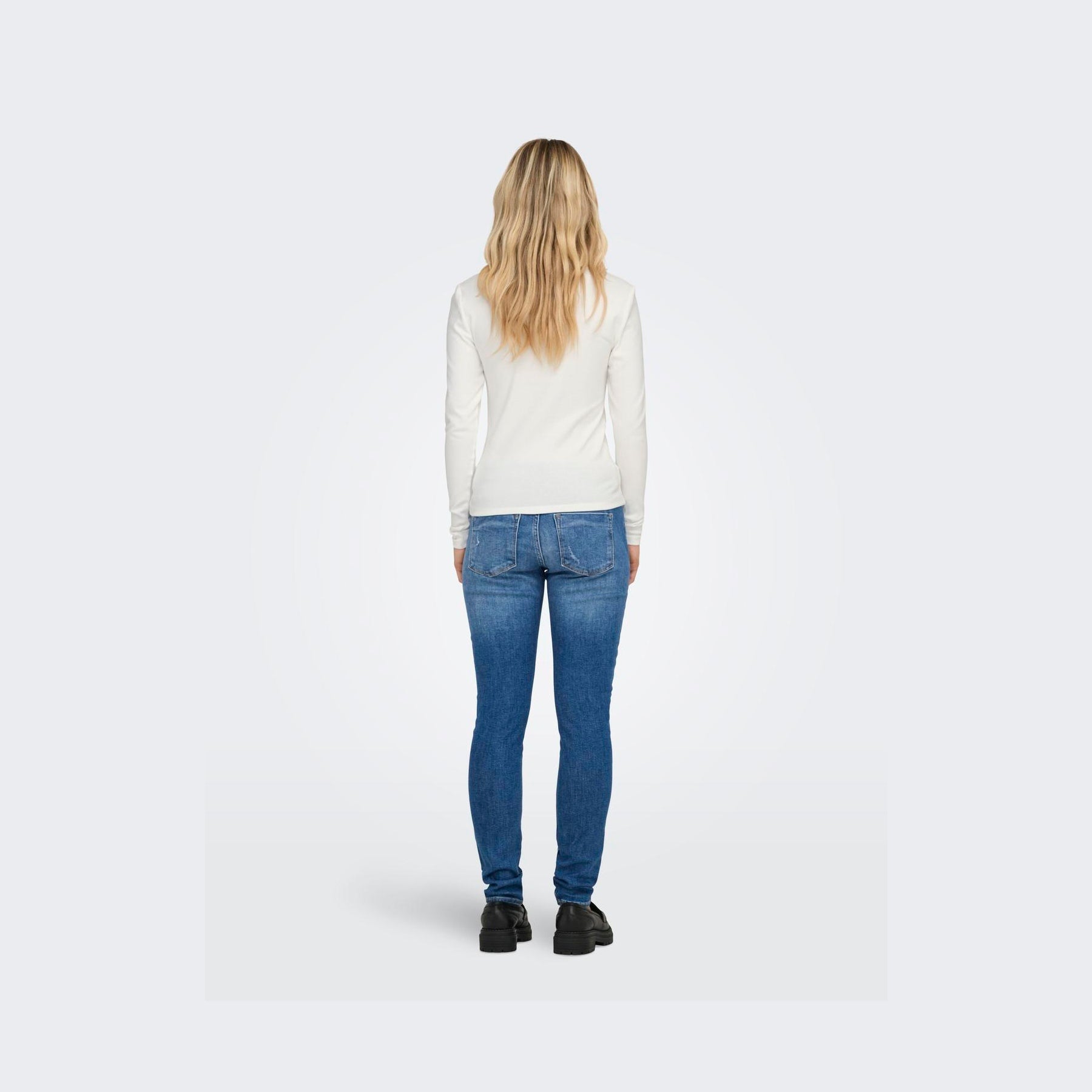 ONLY - T-SHIRT - RILEY 15323159 - CLOUD DANCER