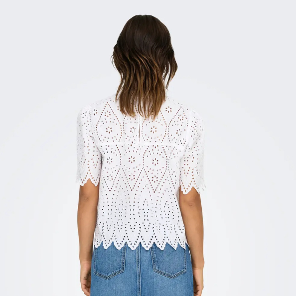 ONLY - BLUSE - NYLA TULUM 15343163 - BRIGHT WHITE EMB.