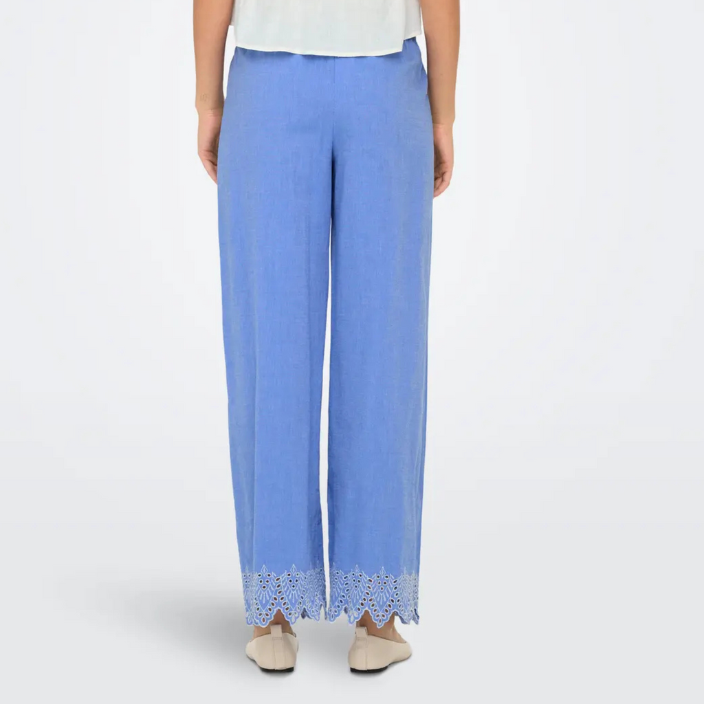 ONLY - BUKS - PAULA TULUM 15343184 - BLUE BONNET/BRIGHT WHITE EMB.